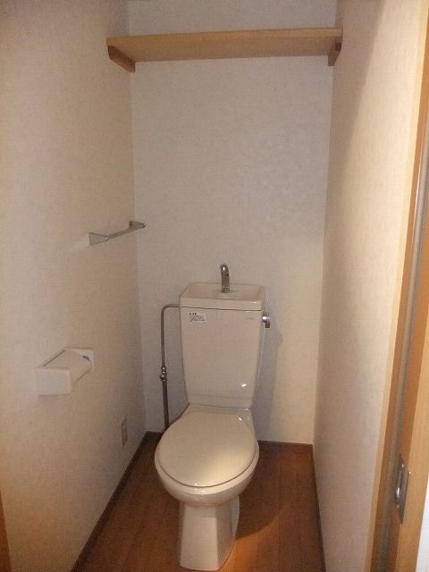 【トイレ】　類似タイプ参考写真