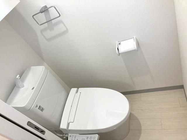 【トイレ】　別部屋参考写真
